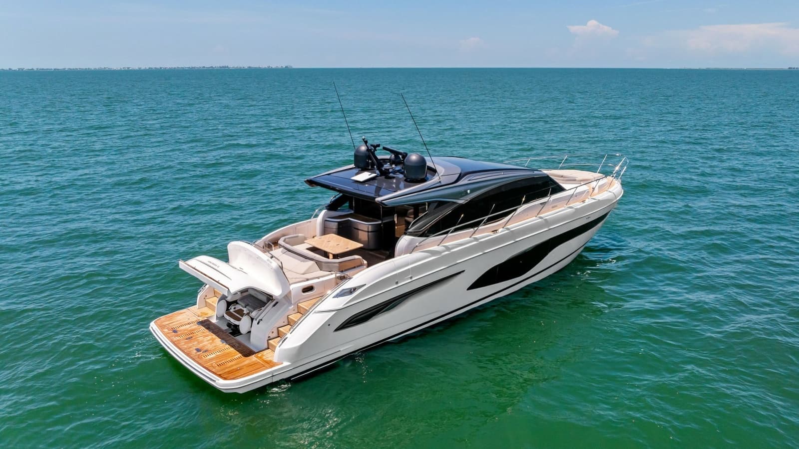2019 Princess V65 - Photo 91
