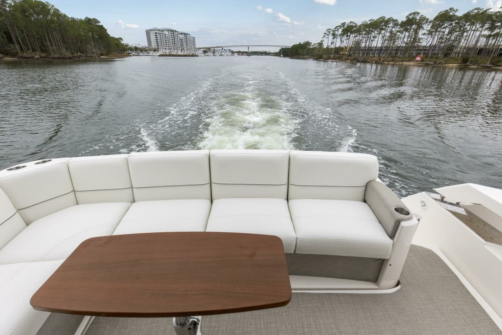 2019 Tiara Yachts C49 Coupe - Photo 65