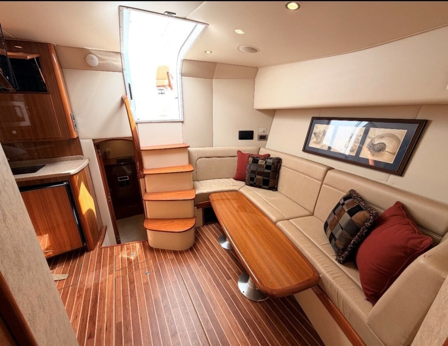 2015 Viking 42 Open - Photo 2
