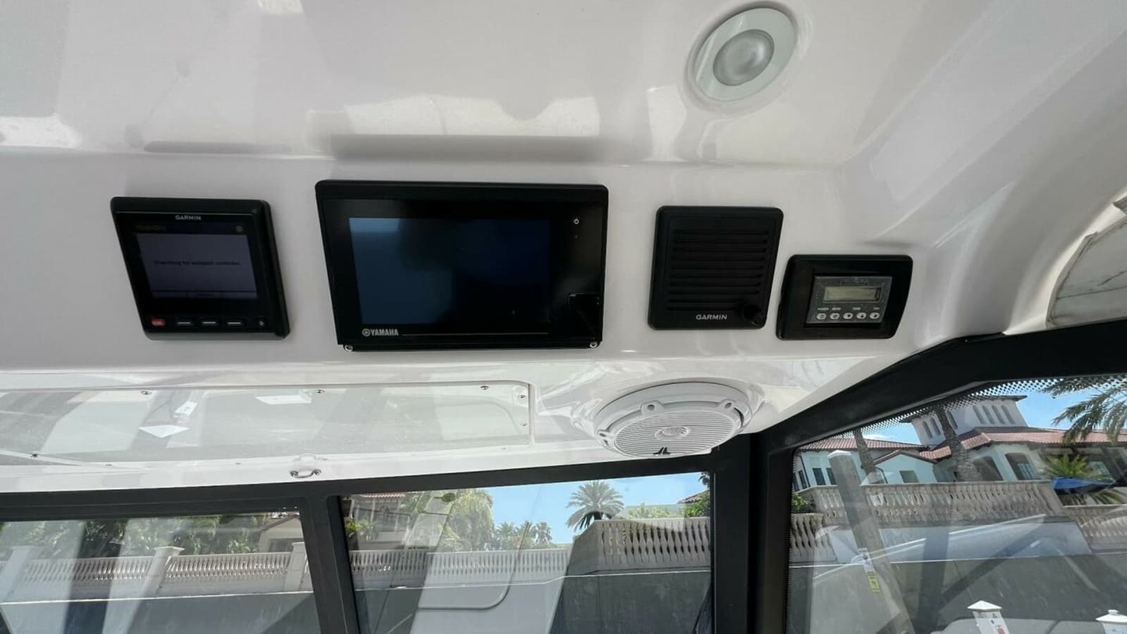 2019 Everglades 340 Dual Console - Photo 11