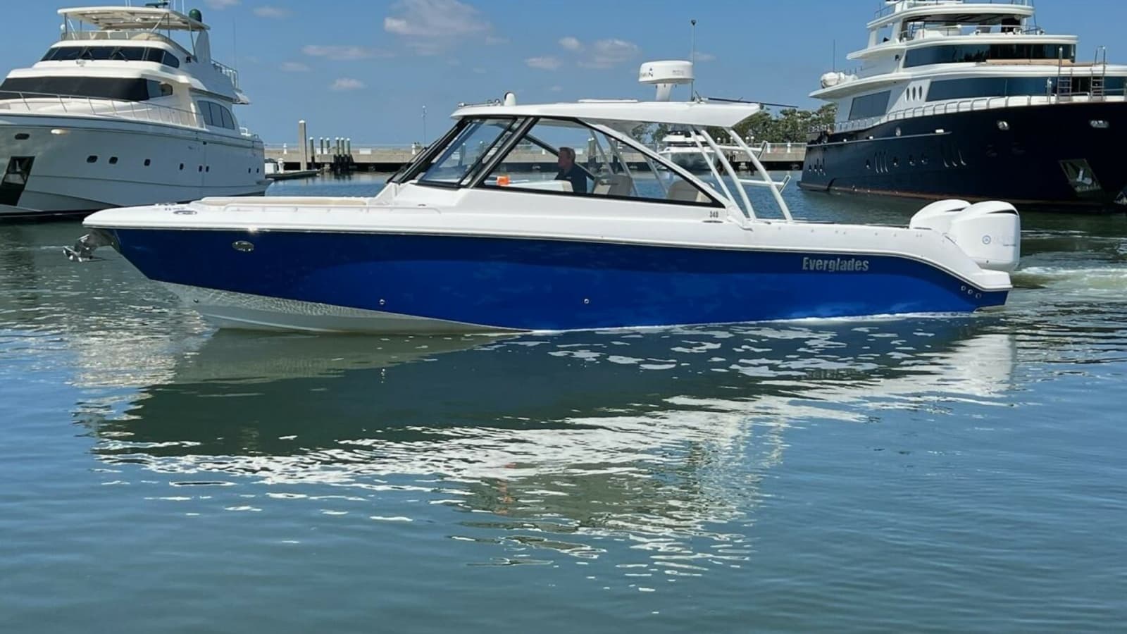 2019 Everglades 340 Dual Console - Photo 1