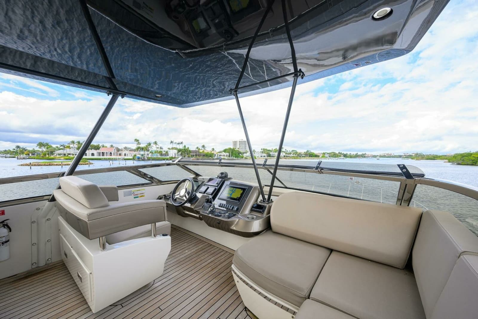 2016 Marquis 660 Sport Yacht - Photo 30