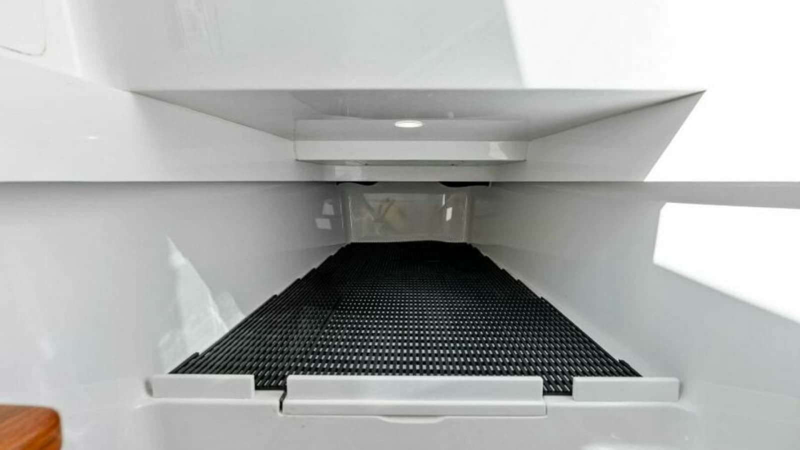 2021 Valhalla Boatworks V-37 - Photo 17