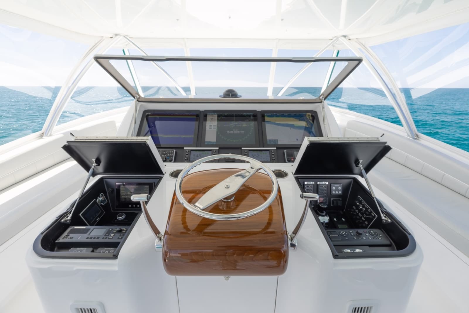 2023 Viking 72 Convertible - Photo 77