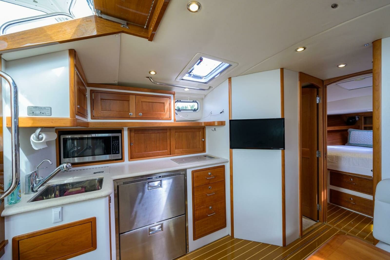 2019 MJM 43z - Photo 3