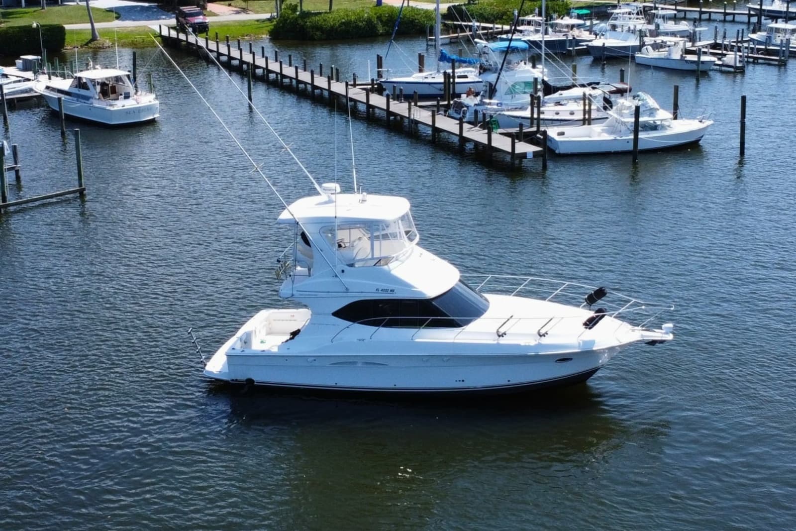 2005 Silverton Convertible - Photo 2