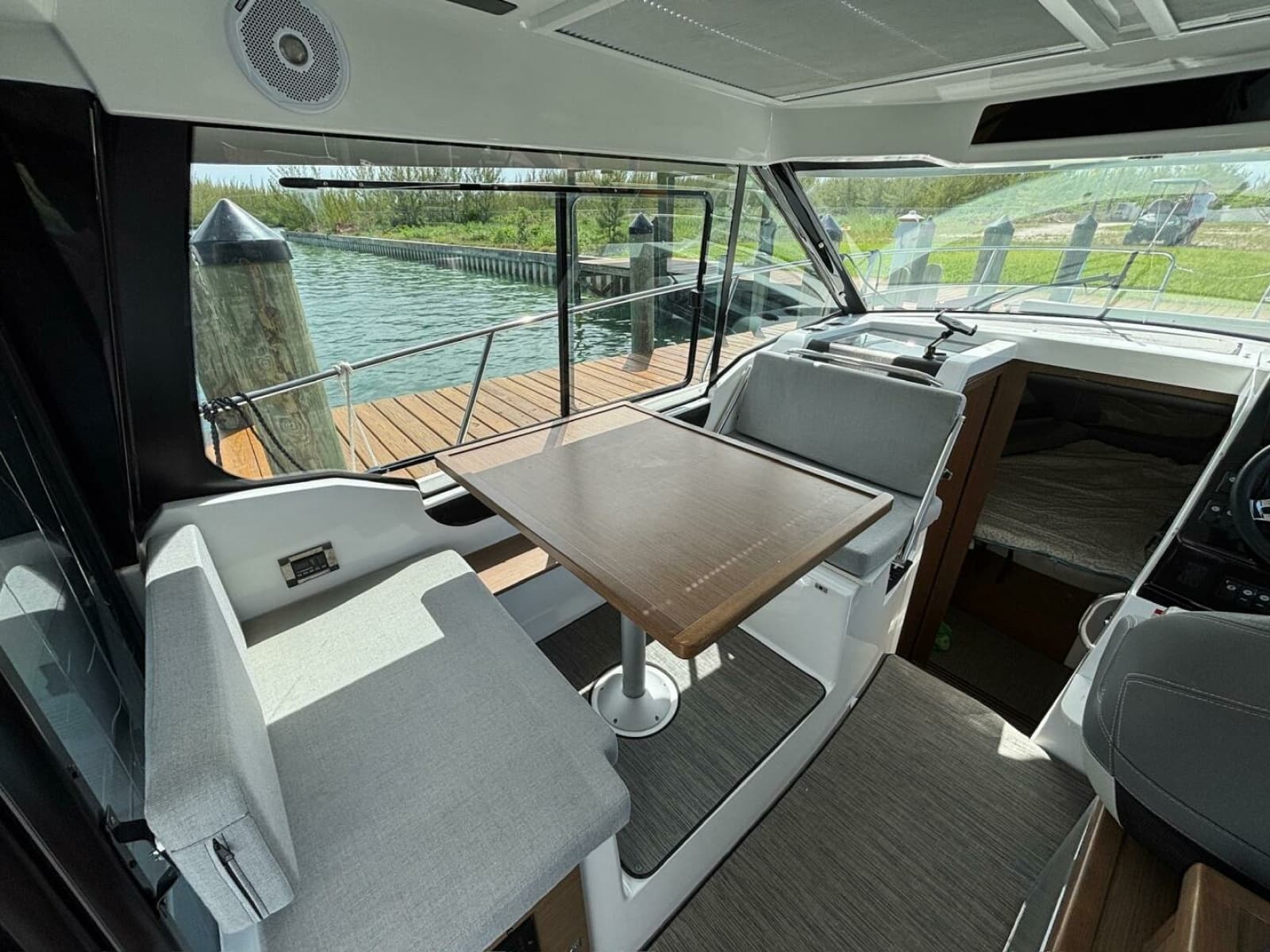 2020 Jeanneau NC895 - Photo 5