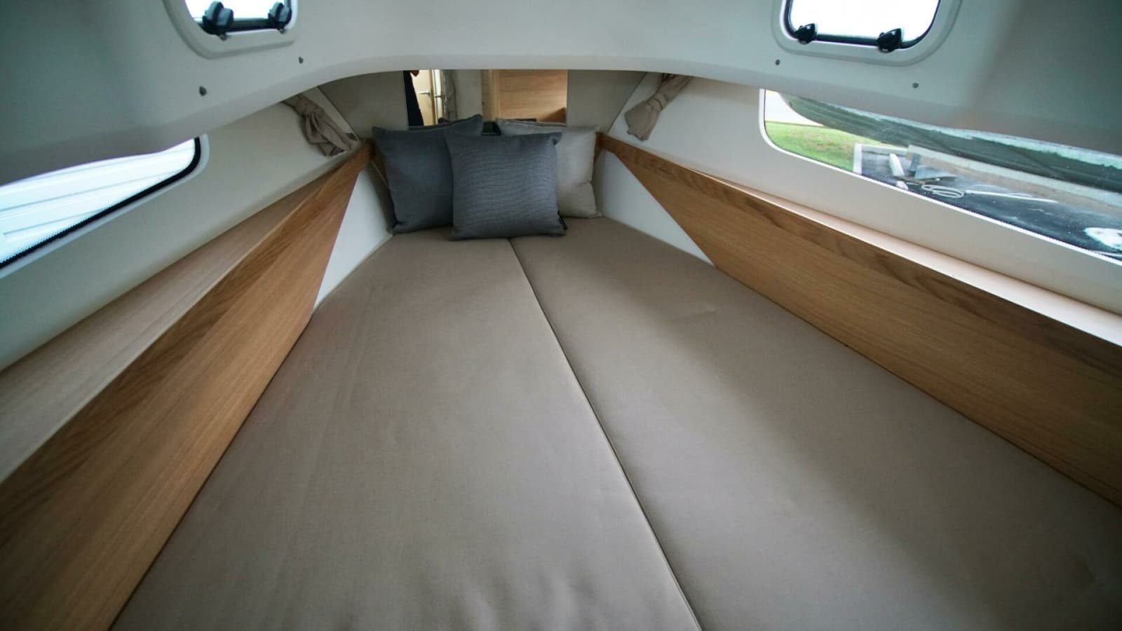 2024 Nimbus Tender 11 - Photo 8