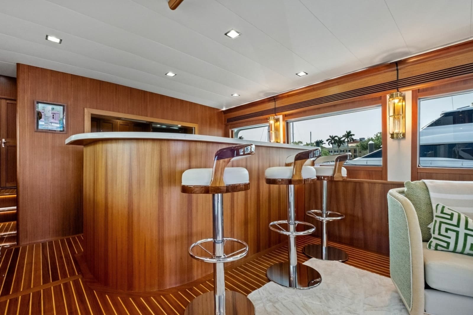 2024 Marlow 90V - Photo 33