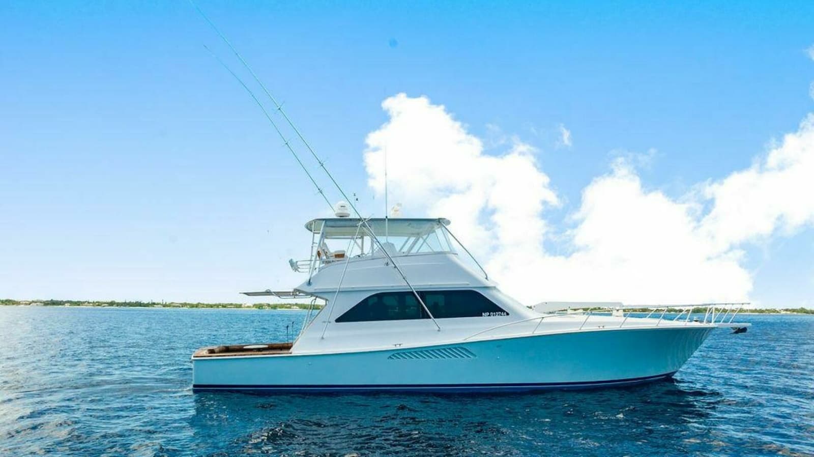 1999 Viking 55 Convertible - Photo 6