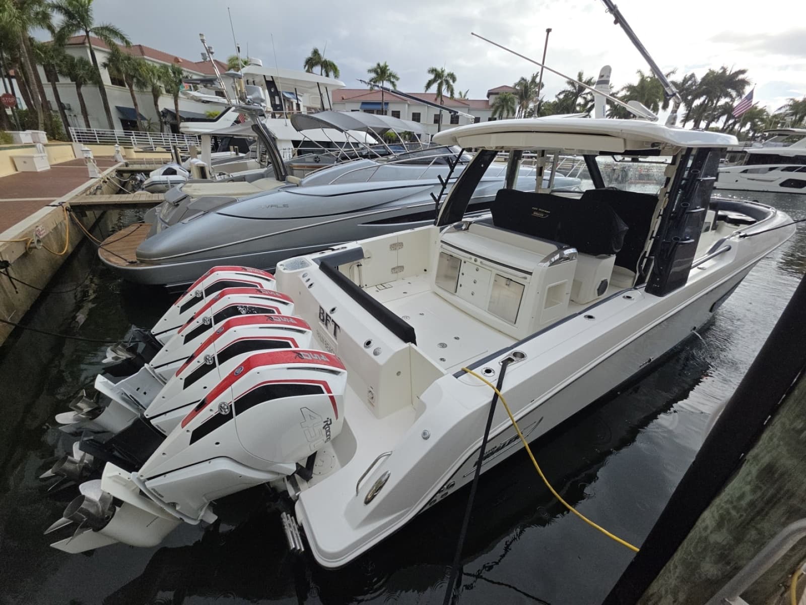 2021 Boston Whaler 420 Outrage - Photo 24