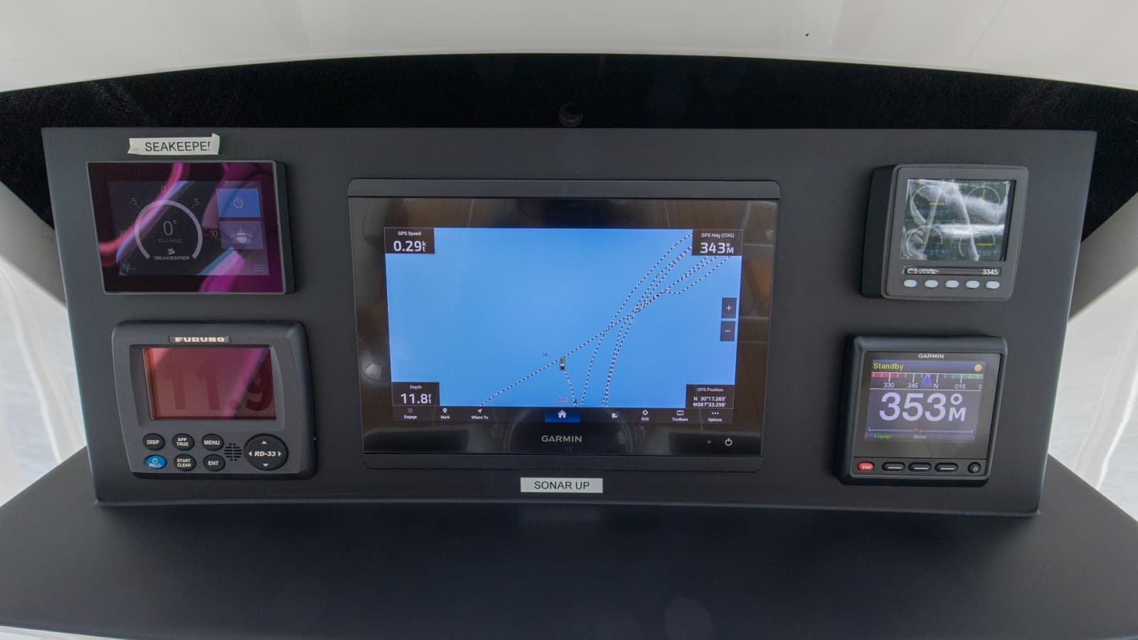 2022 Viking 58 Convertible - Photo 32