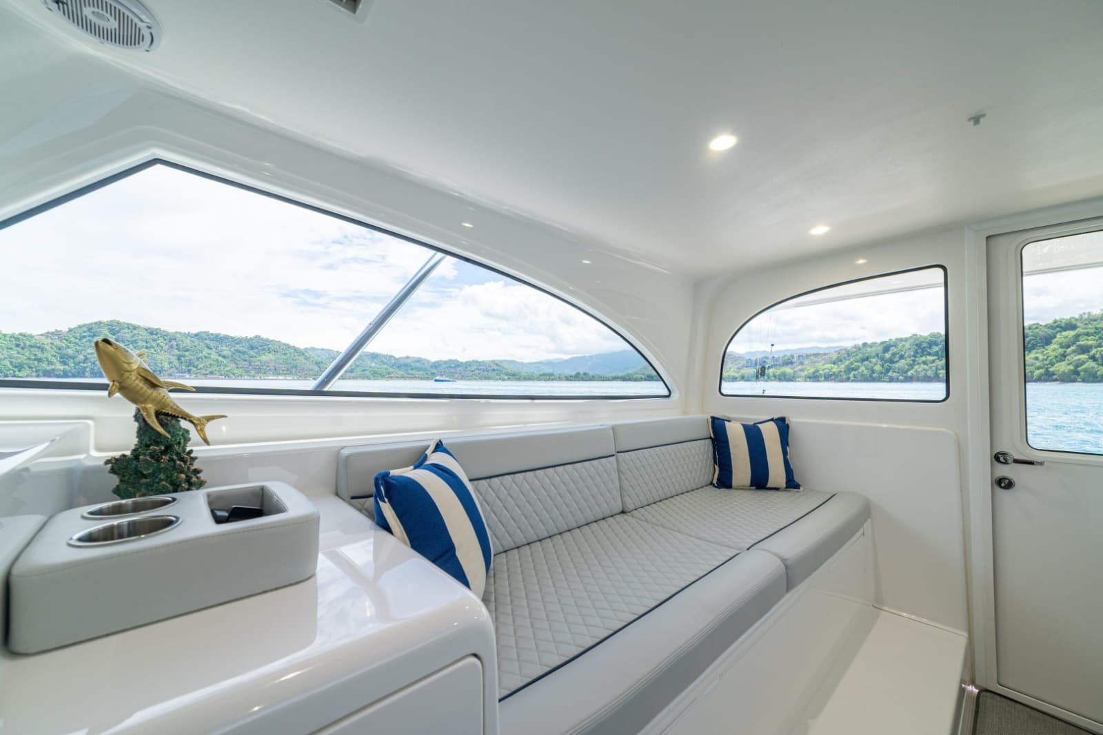2023 Viking 46 Billfish - Photo 7