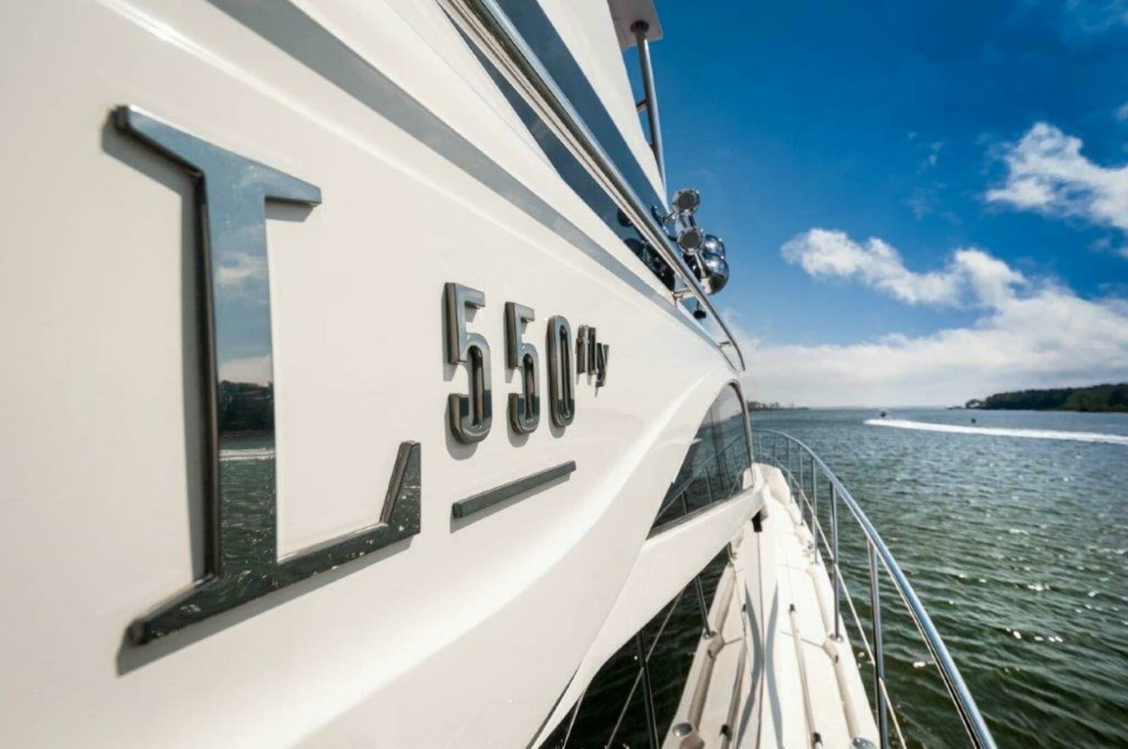 2018 Sea Ray L550 Flybridge - Photo 49