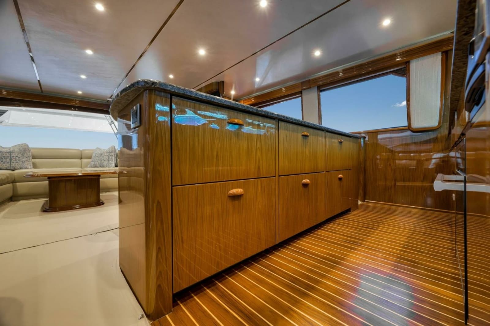 2011 Viking 76 Enclosed Bridge - Photo 35