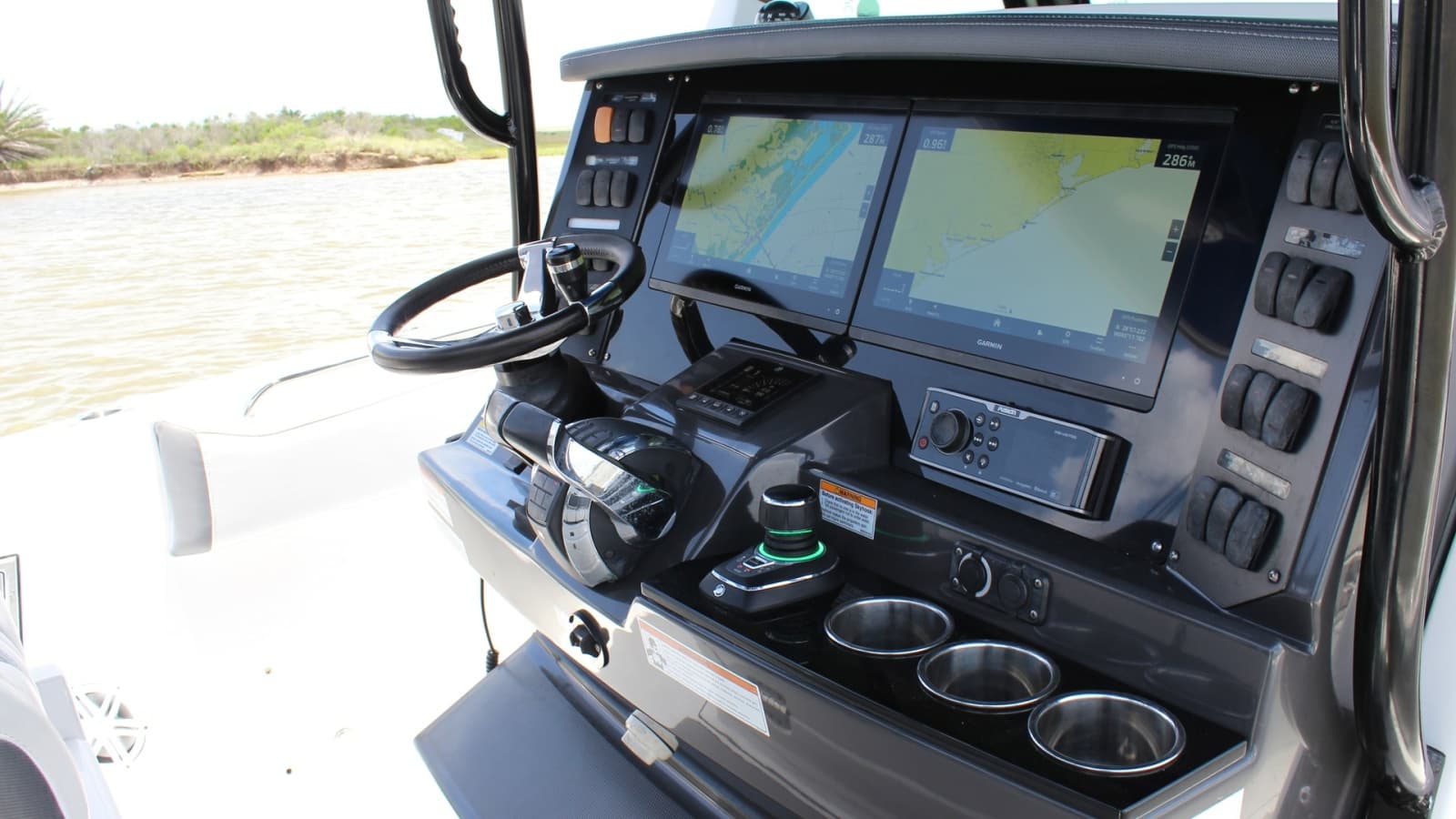 2020 Blackfin 332 Center Console - Photo 7