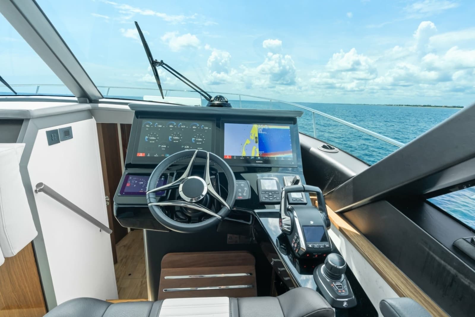2026 ECLIPSE 505 Shadow - Photo 24