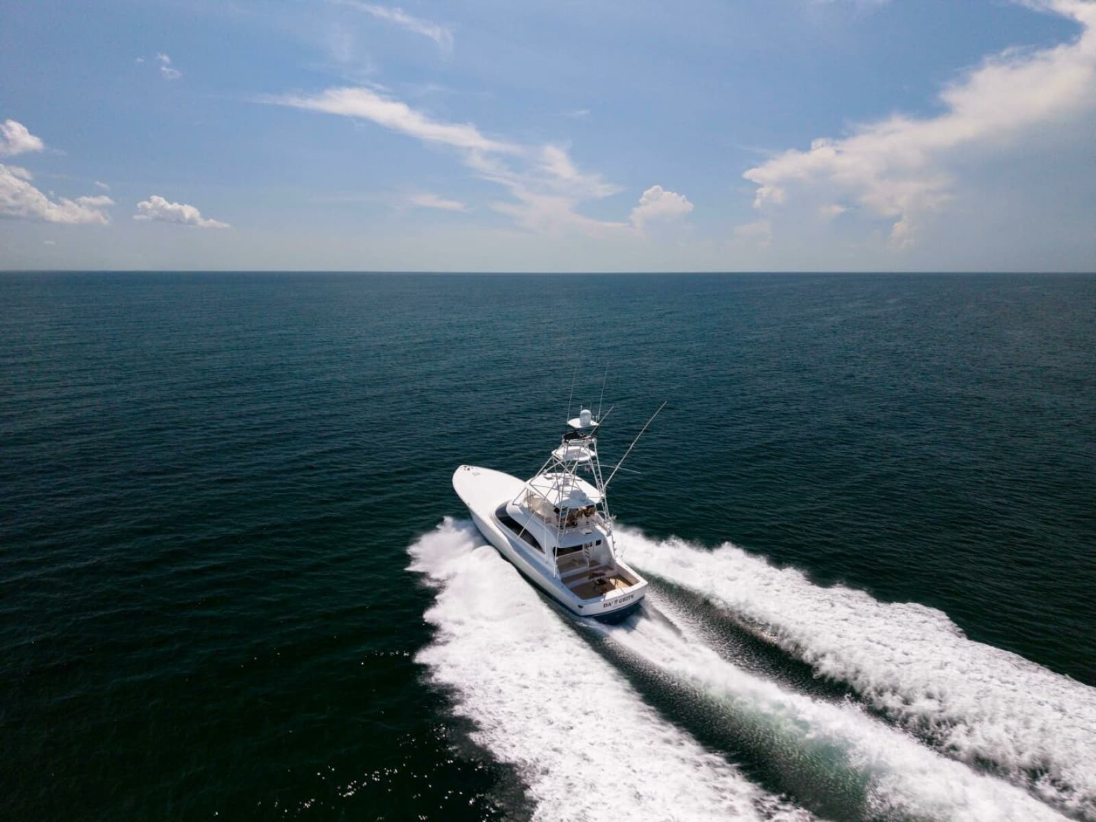 2018 Viking 62 Convertible - Photo 55