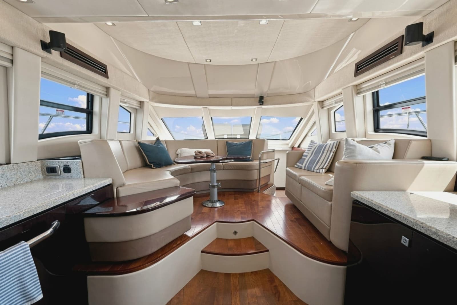 2008 Sea Ray 470 Sedan Bridge - Photo 15
