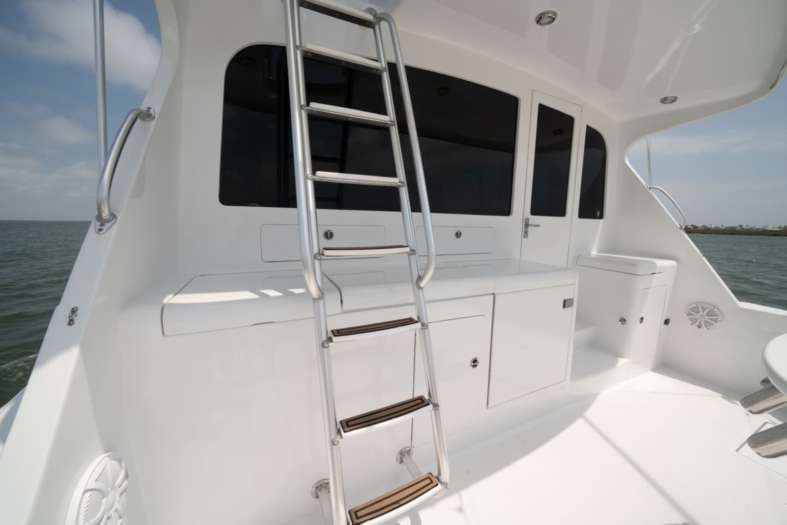 2002 Cabo 43 Convertible - Photo 37