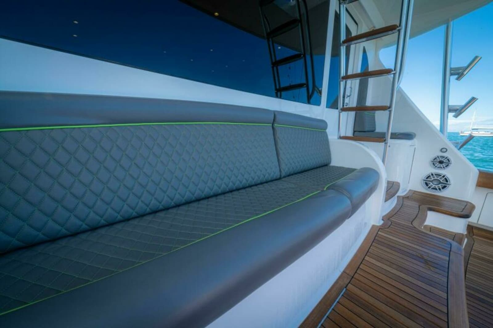 2017 Viking 62 Convertible - Photo 41