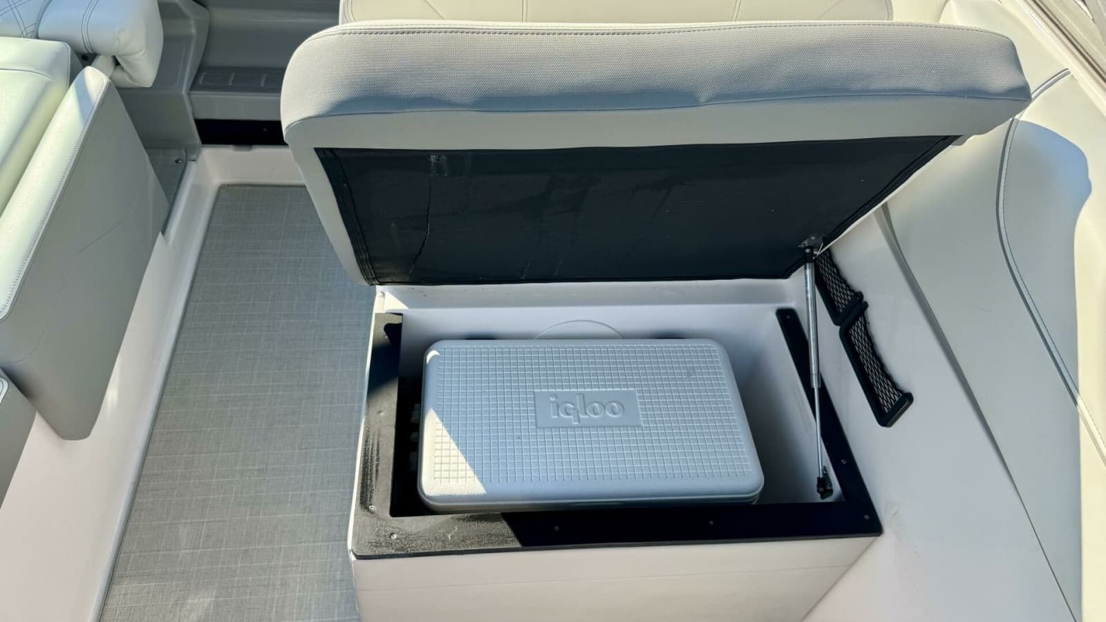 2022 Regal 26 XO - Photo 20