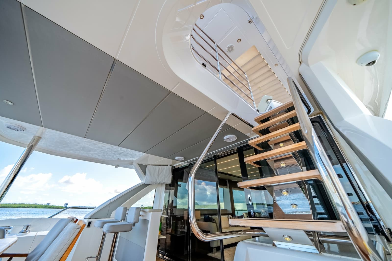 2019 Sunseeker 76 Flybridge - Photo 42