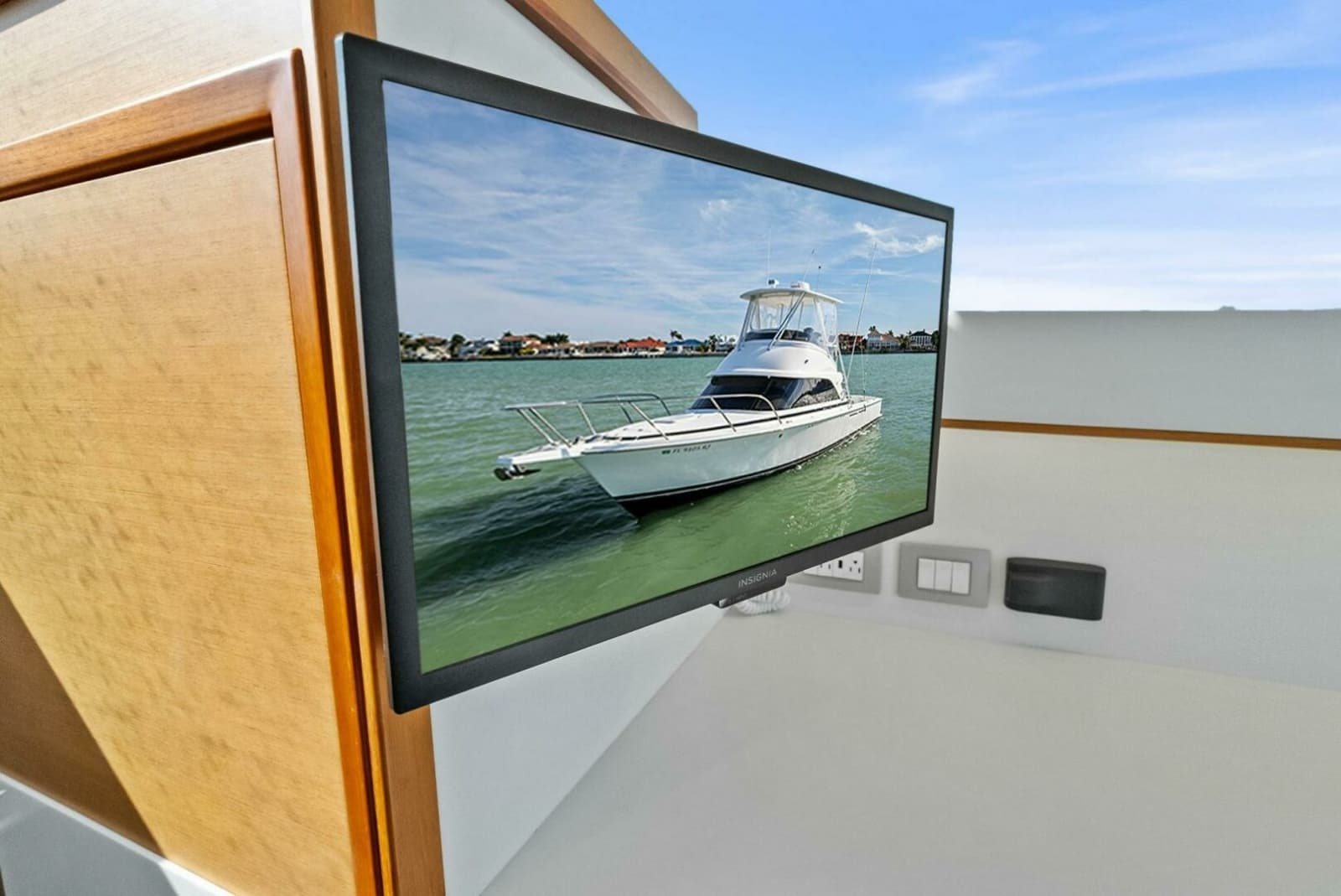 2017 Bertram 35 Flybridge - Photo 41