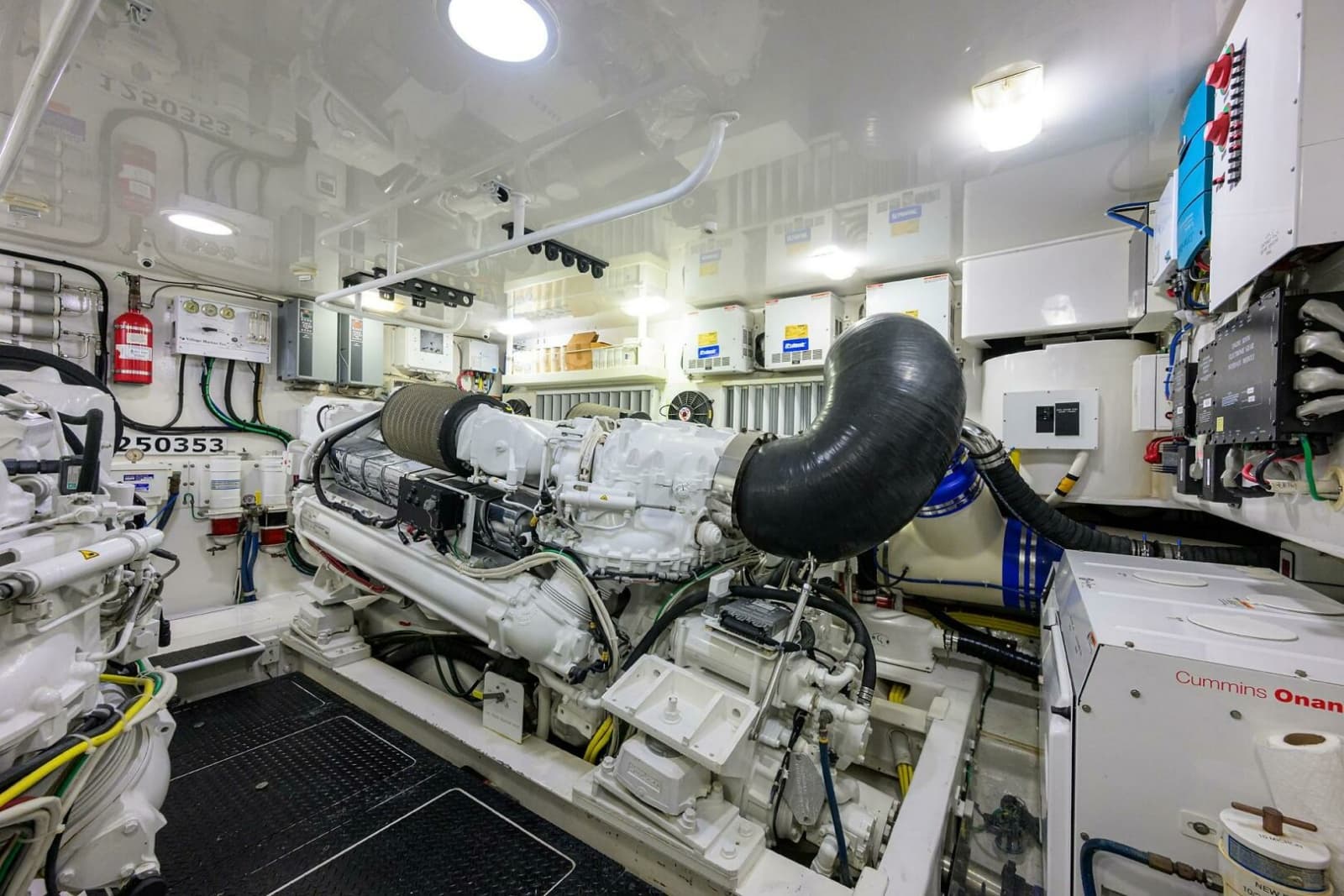 2014 Viking 76 Enclosed Bridge - Photo 65