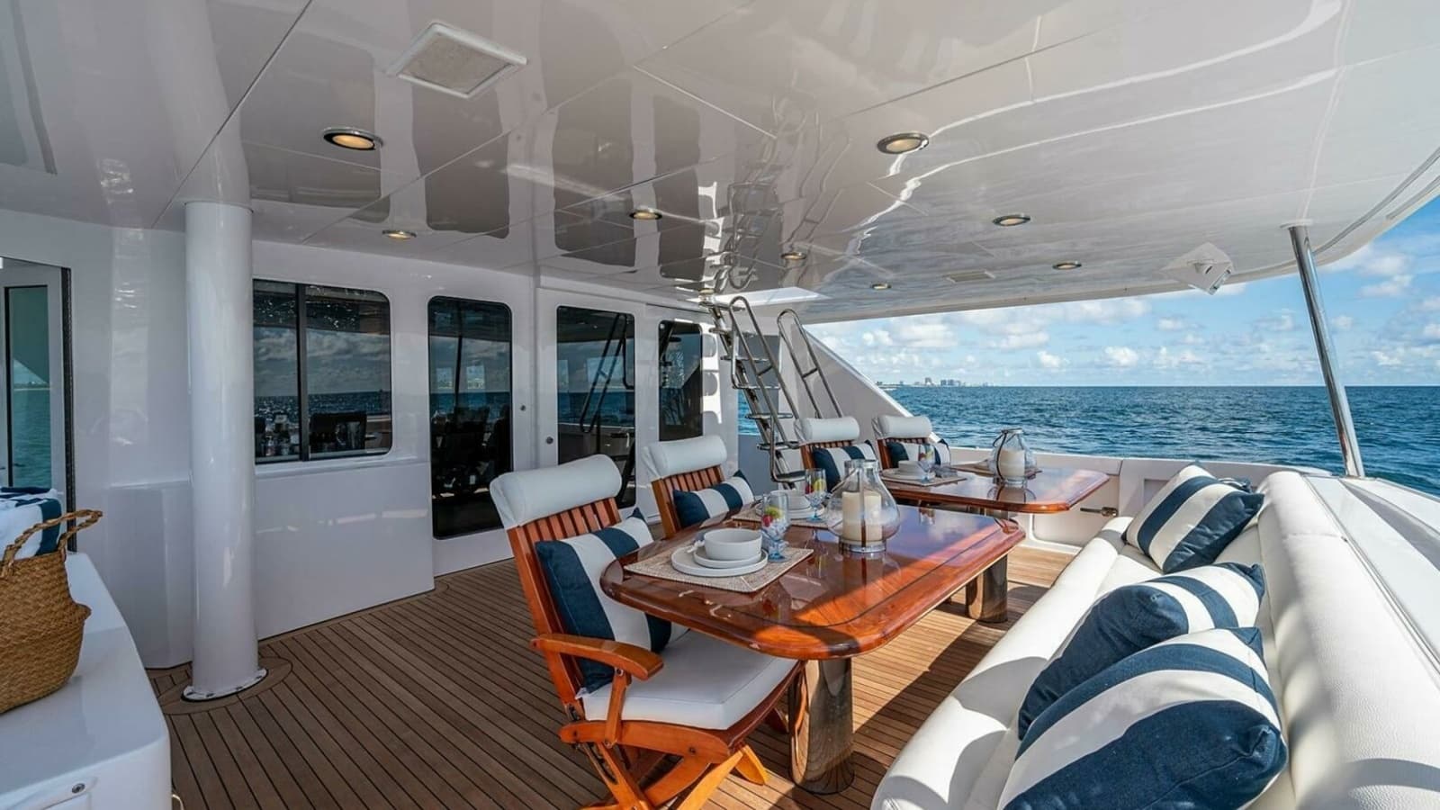 2003 Hatteras Raised Pilothouse - Photo 59