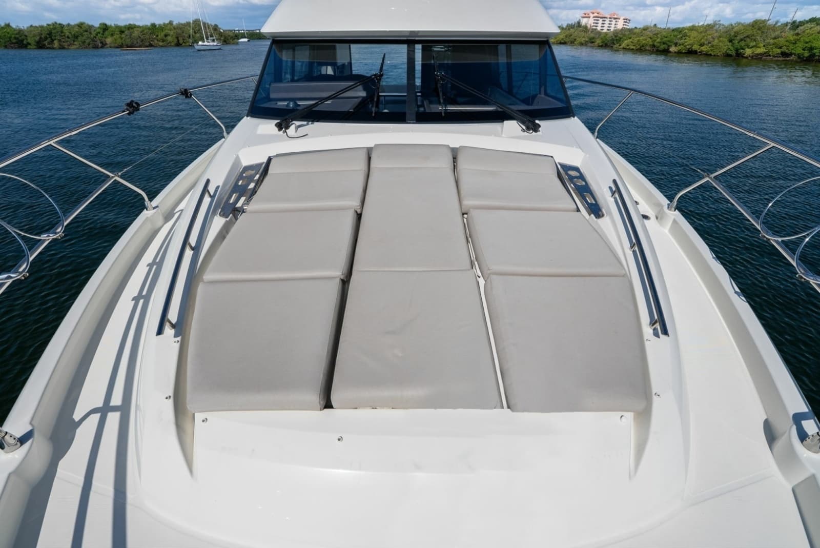 2020 Prestige 460 Flybridge - Photo 3