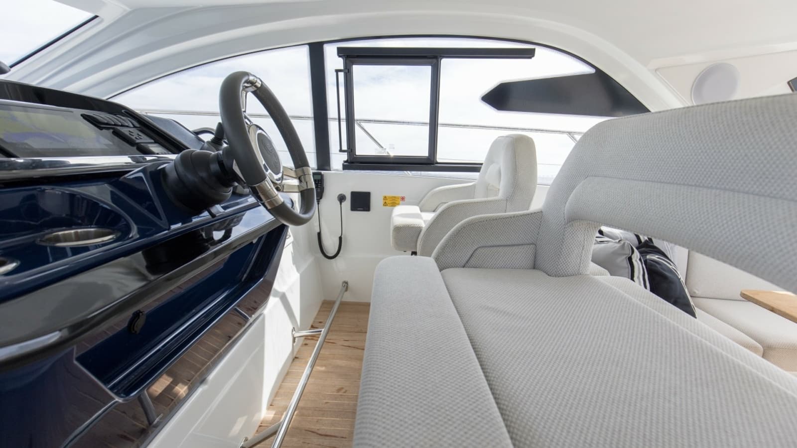2022 Beneteau 41 Grand Turismo - Photo 19