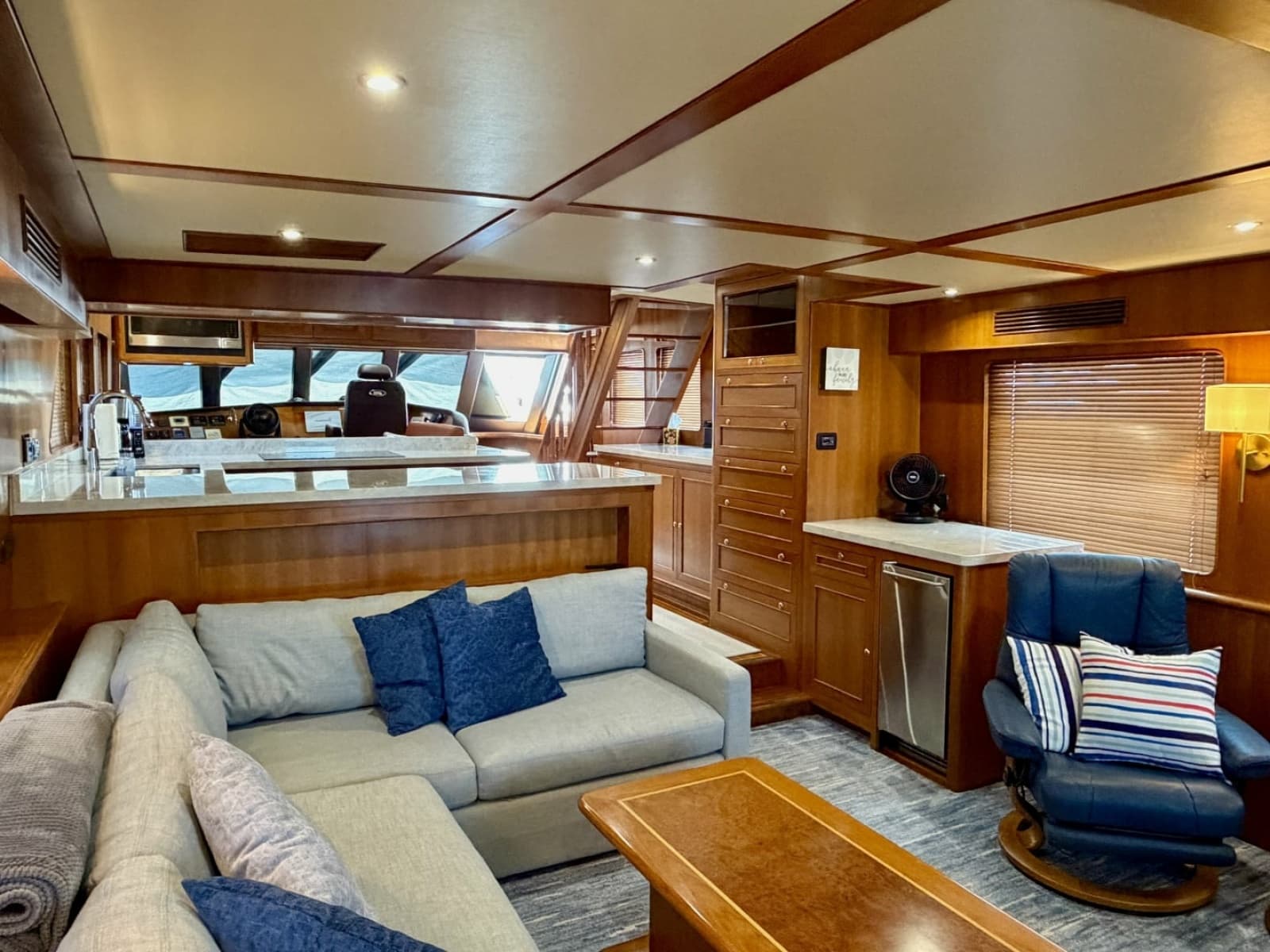 2012 Alaskan 70 Motor Yacht - Photo 32