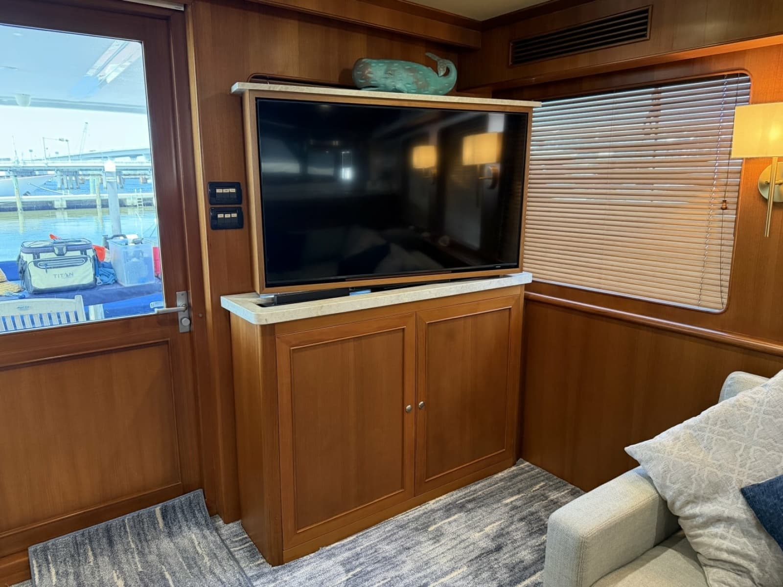 2012 Alaskan 70 Motor Yacht - Photo 37