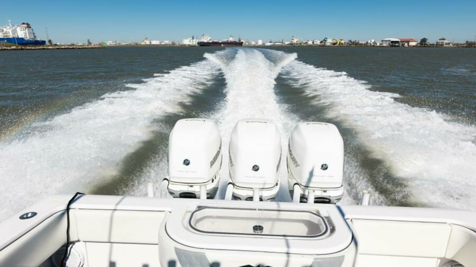 2019 Invincible 39 Open - Photo 29