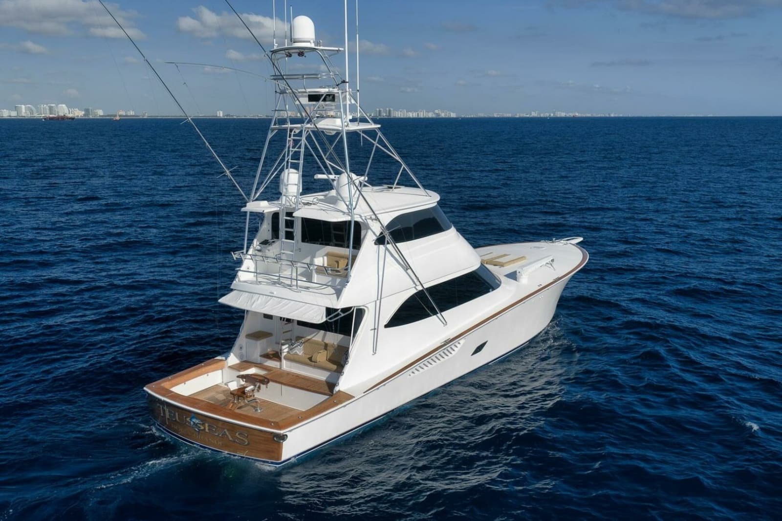 2011 Viking 76 Enclosed Bridge - Photo 271
