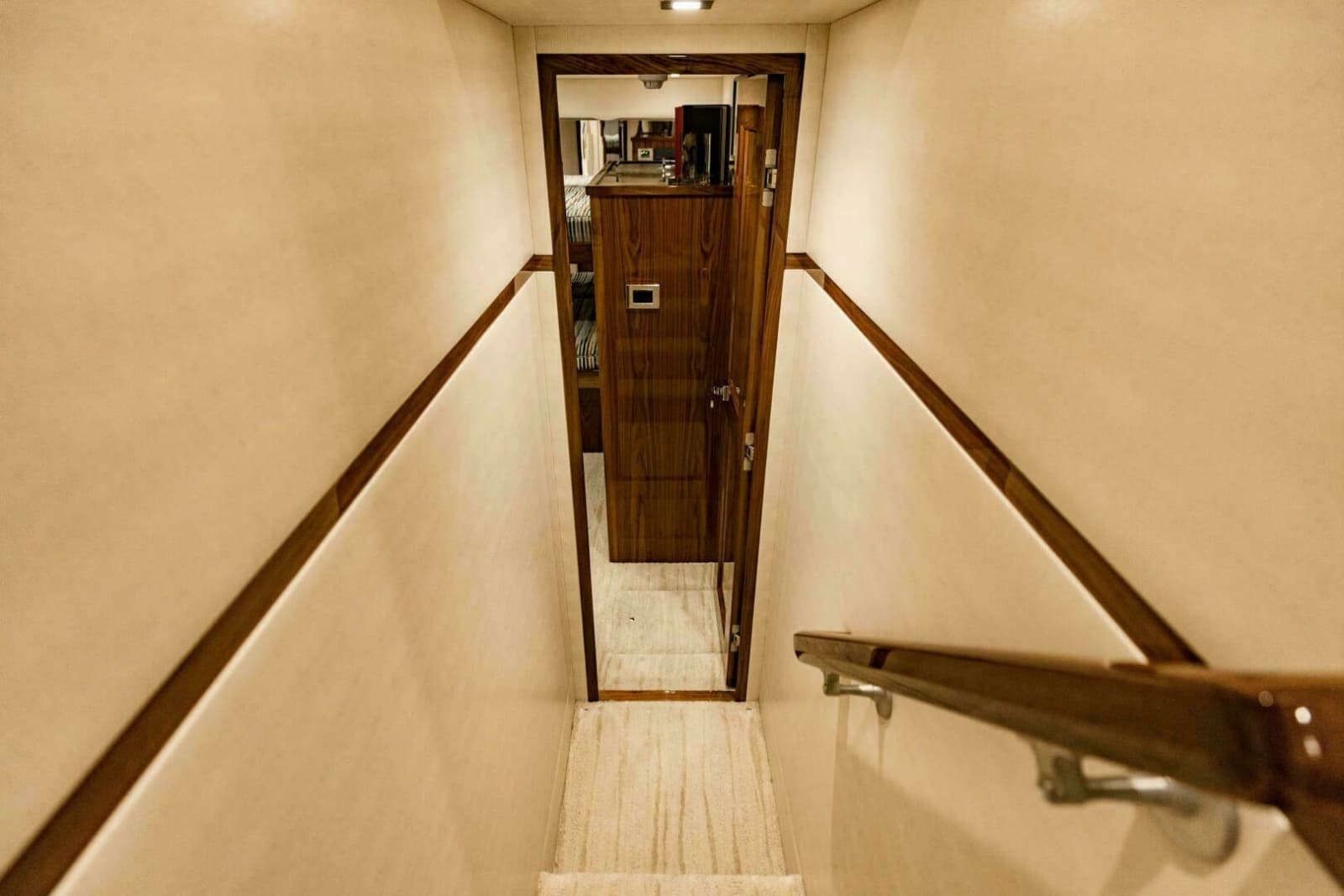 2020 Viking 72 Enclosed Bridge - Photo 36
