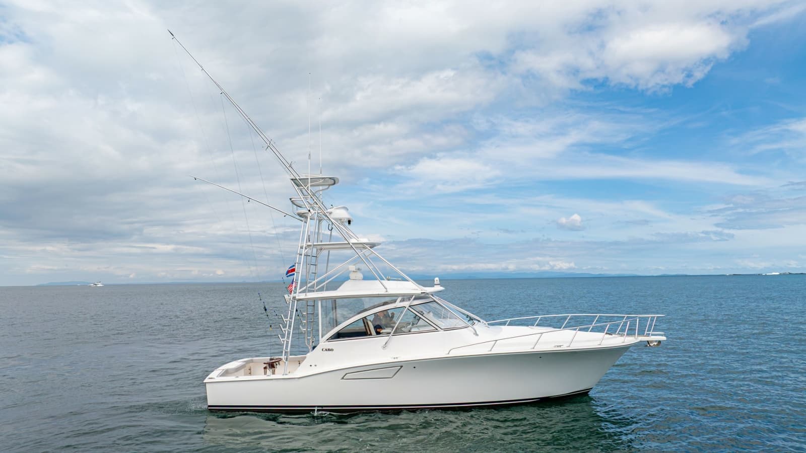 2020 Cabo 40 Express - Photo 1