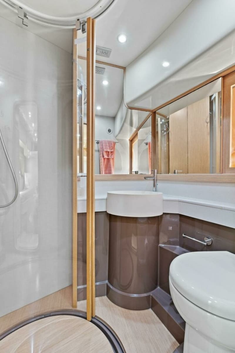 2013 Ferretti Yachts 620 - Photo 39