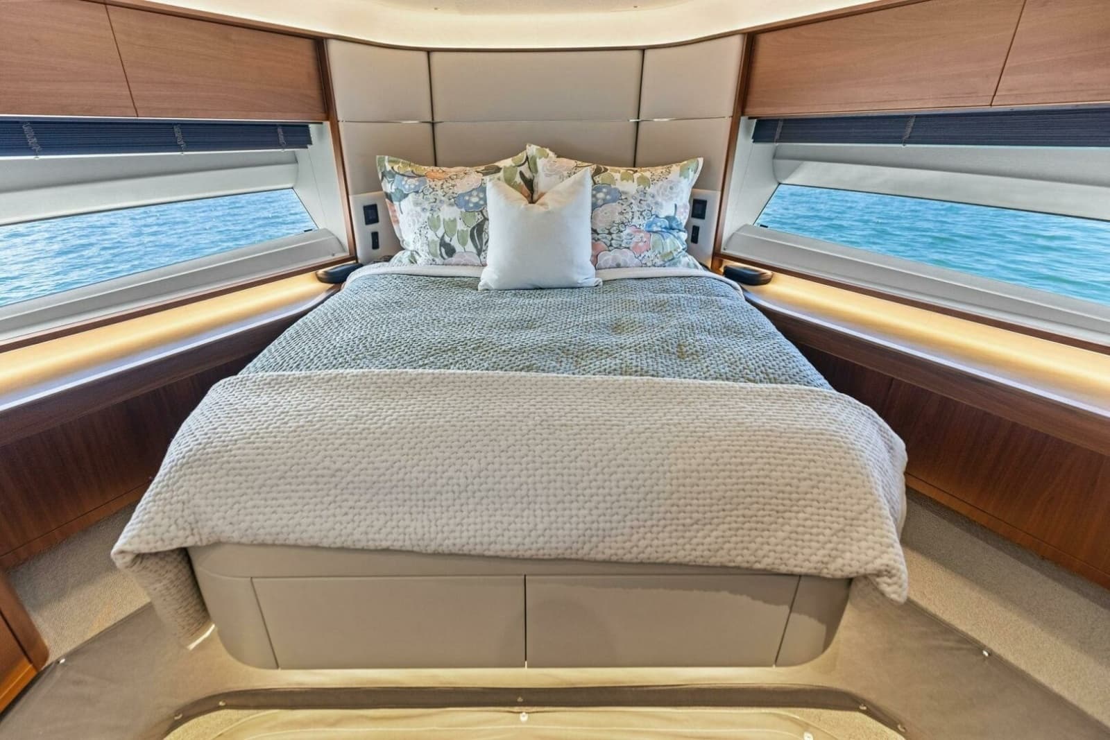 2018 Princess Y75 Motor Yacht - Photo 63