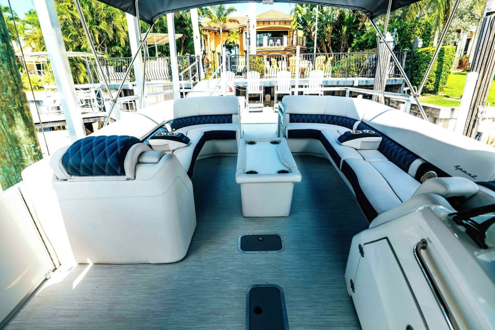 2024 Bennington 30 QSBAX2 Swingback - Photo 6