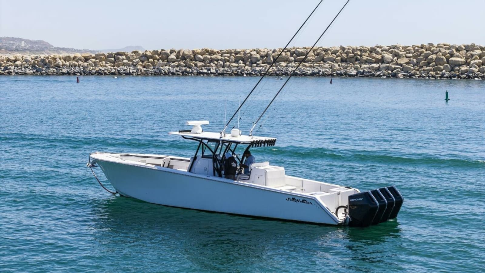 2019 SeaHunter 39 Center Console - Photo 1