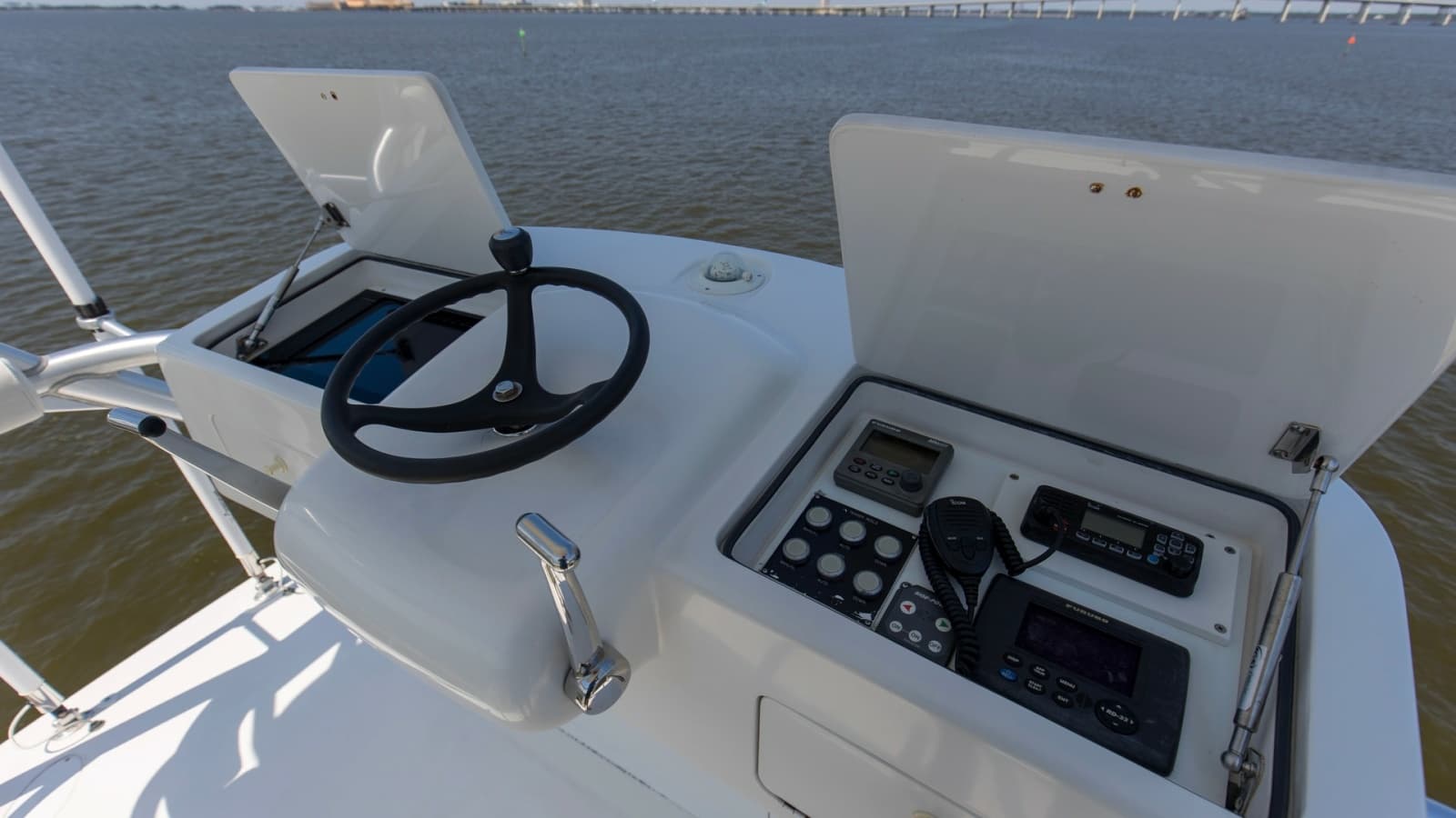 2007 Viking 64 Enclosed Bridge - Photo 46