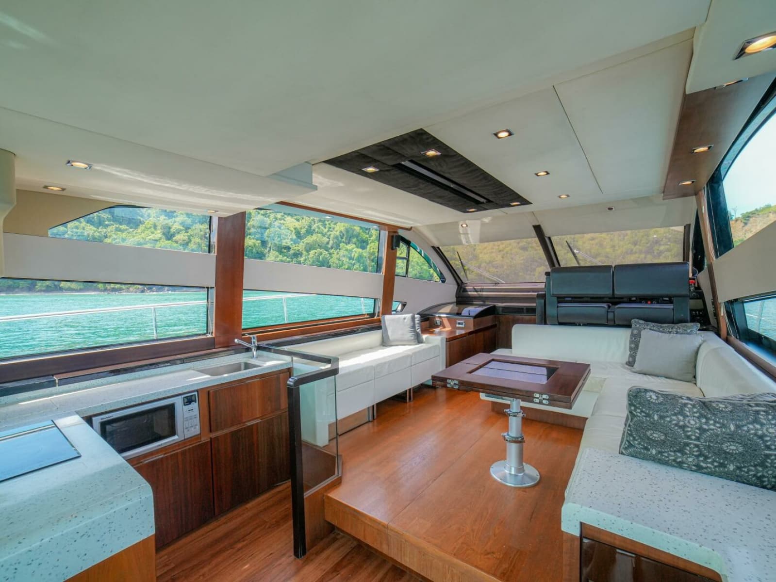 2014 Fairline 50 - Photo 18