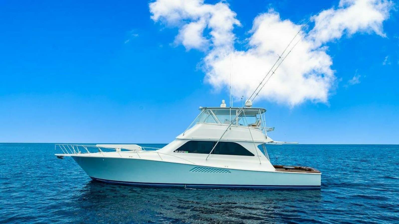 1999 Viking 55 Convertible - Photo 4