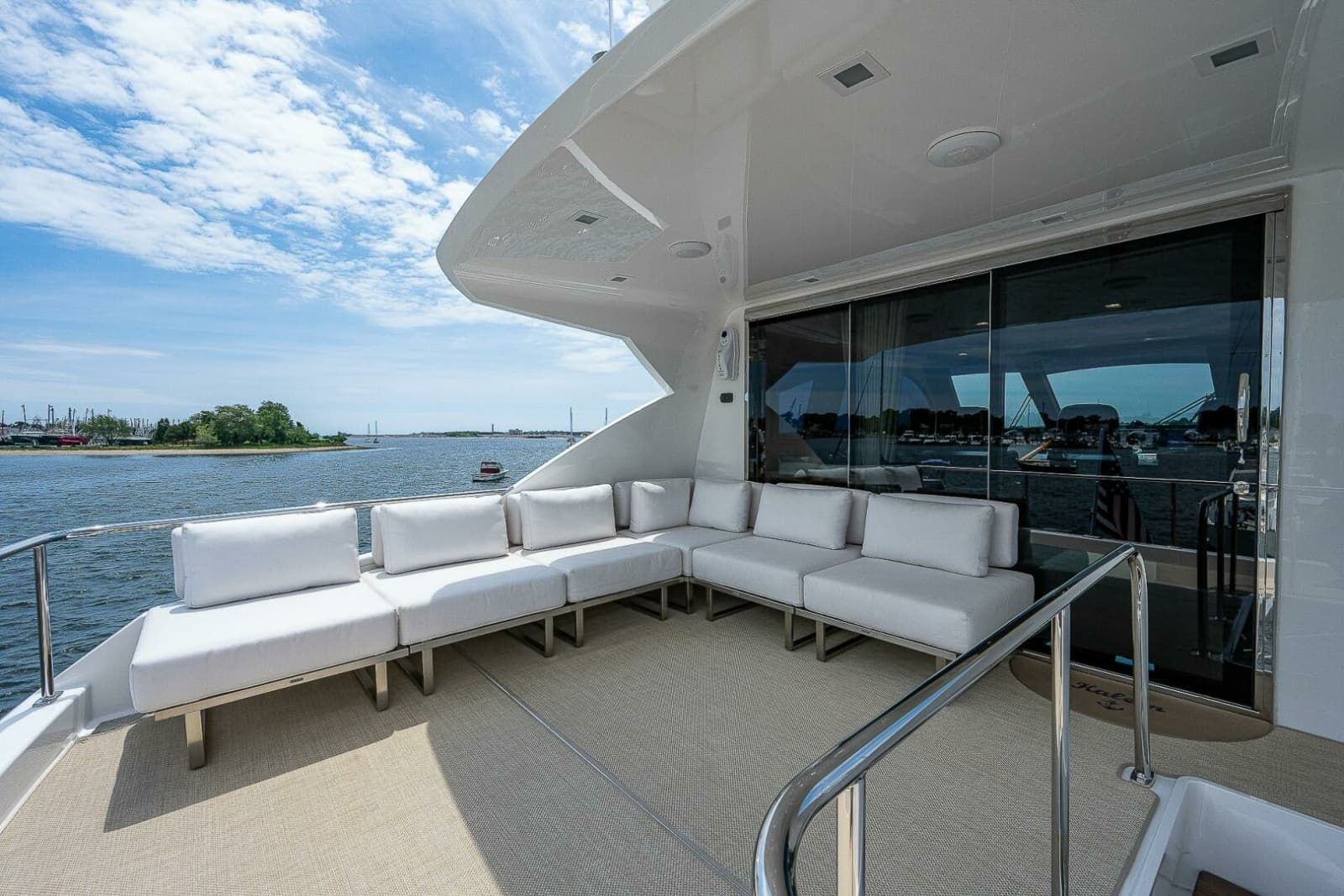 2017 Viking 75 Motoryacht - Photo 48