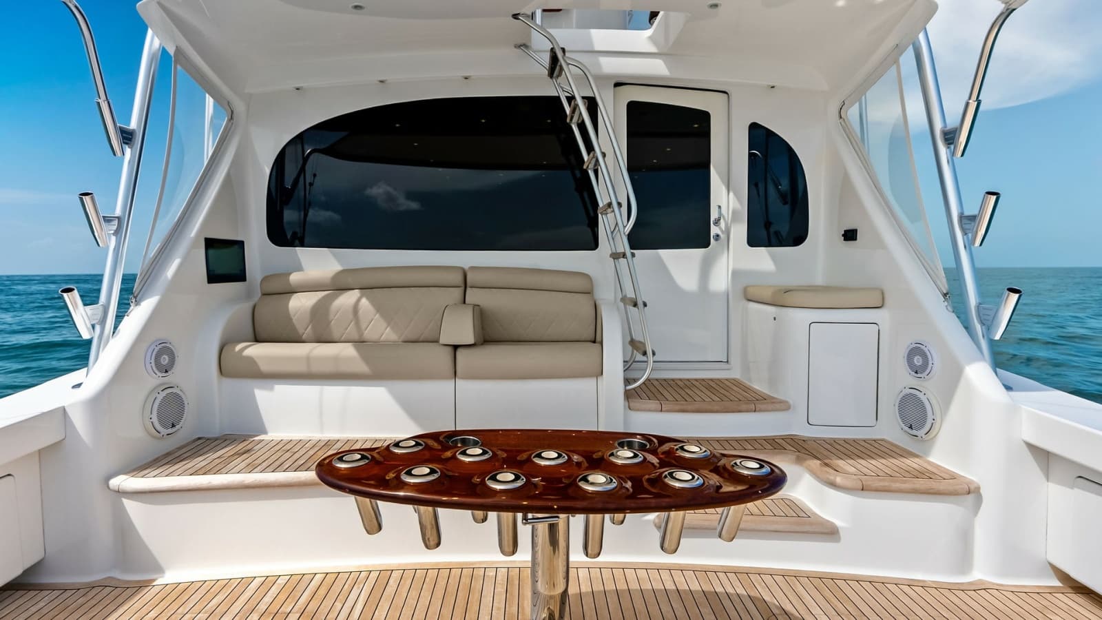 2018 Viking 62 Convertible - Photo 3