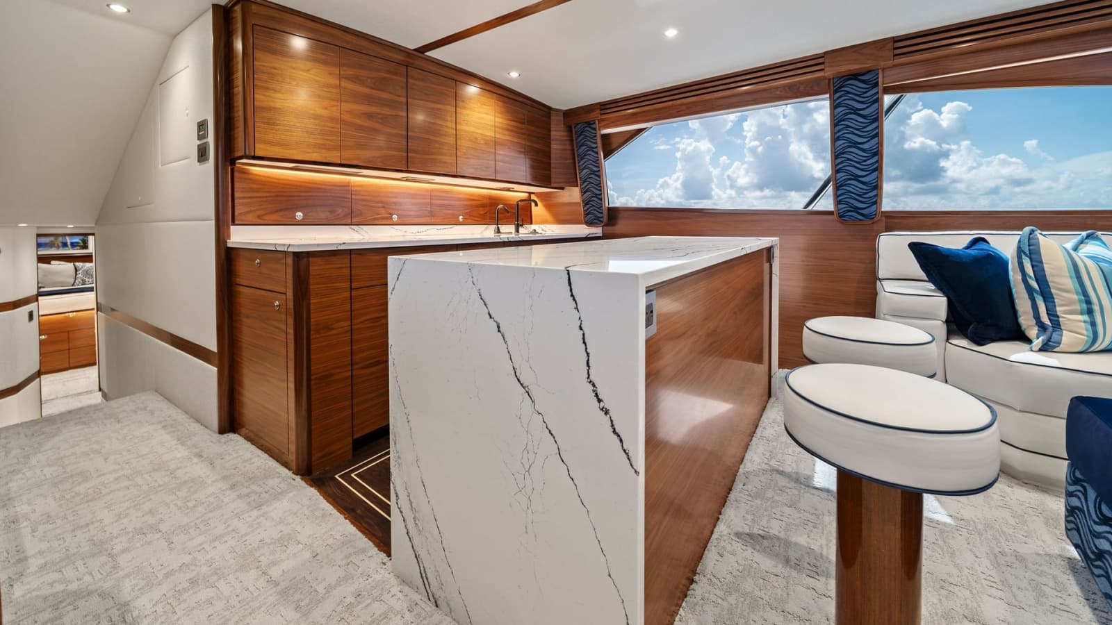 2024 Viking 64 Convertible - Photo 45