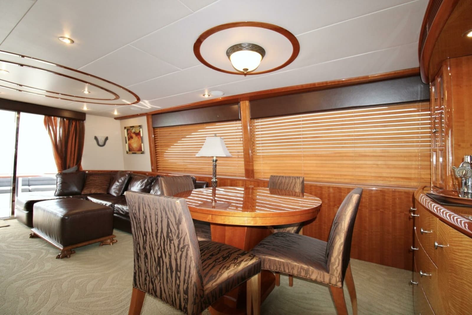 2007 Lazzara Yachts 74 Motor Yacht - Photo 39