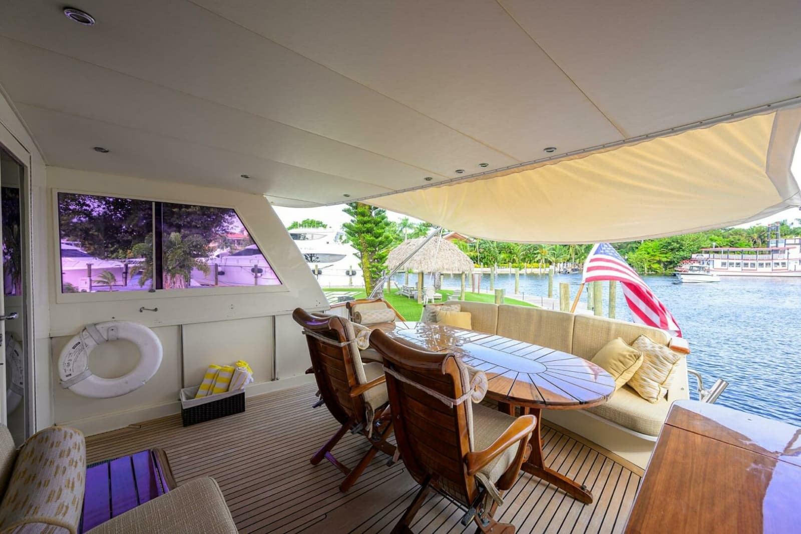 1991 Hatteras 78 Cockpit Motor Yacht - Photo 54